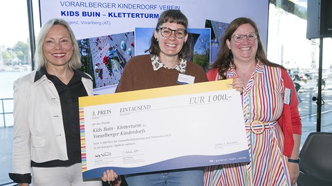 Dritter Preis & 1000 Euro für den Kids Buin