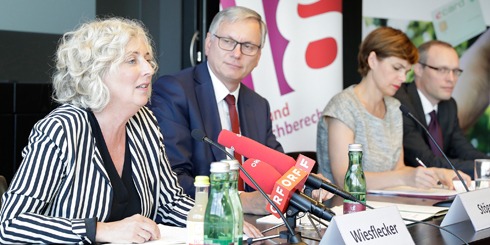 Pressekonferenz 3