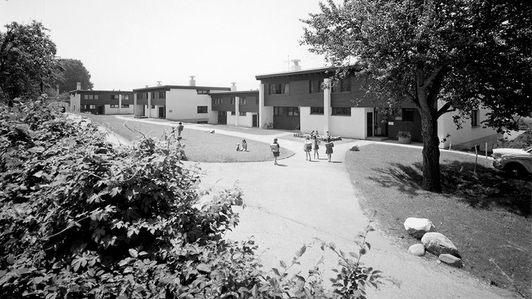 kinderdorf-kronhalde-rueckkehr-schule_archiv.jpg