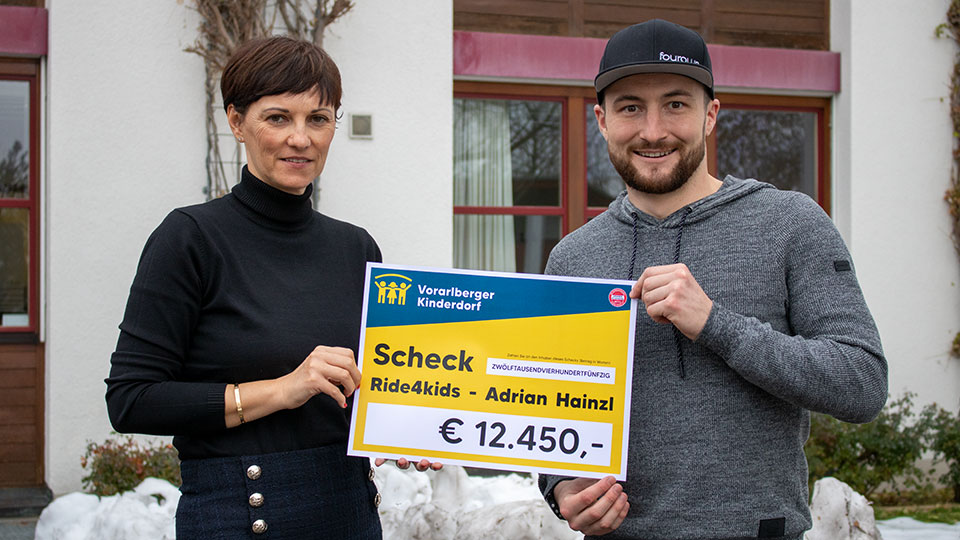 Ride4kids: Spendenübergabe Adrian Hainzl