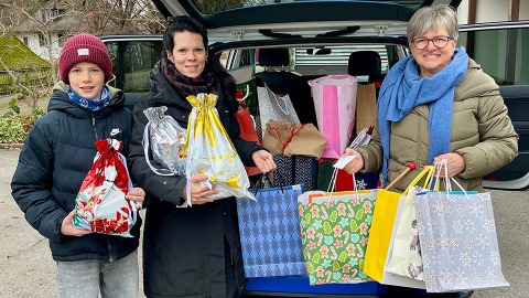 Herzenswärme im Gepäck: „ALPLA-Kinder“ bereiten unseren Kindern Weihnachtsfreude
